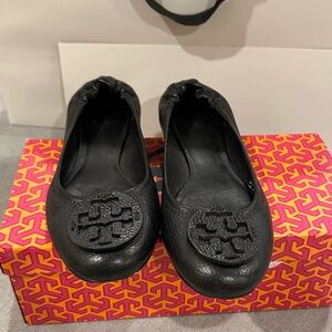 Moving sale. Tory Burch Black Leather Logo Ballet Flats